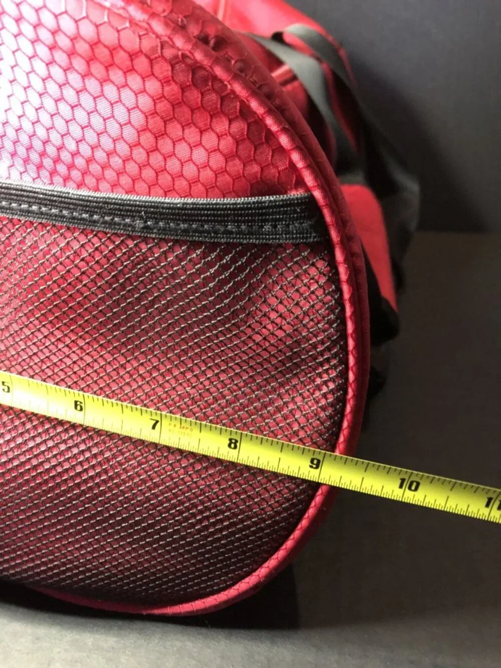 NWOT Small Red Duffel Travel Gym Carry On Bag With Shoulder Strap 9
